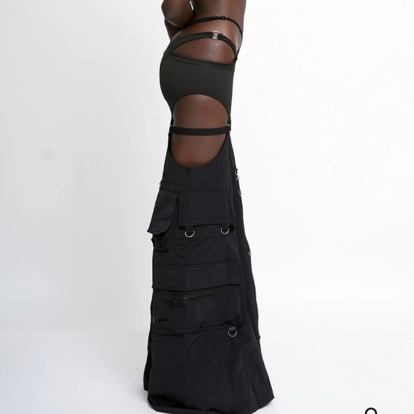 Exclusive pants sold out everywhere - Picture 2 of 3